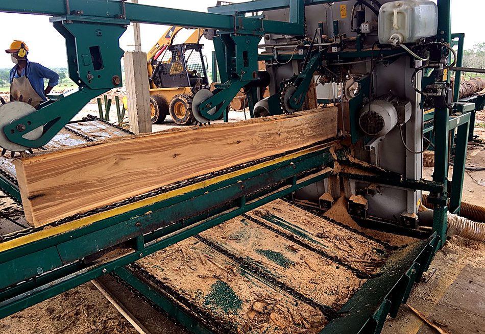 Aserrío de precisión en planta